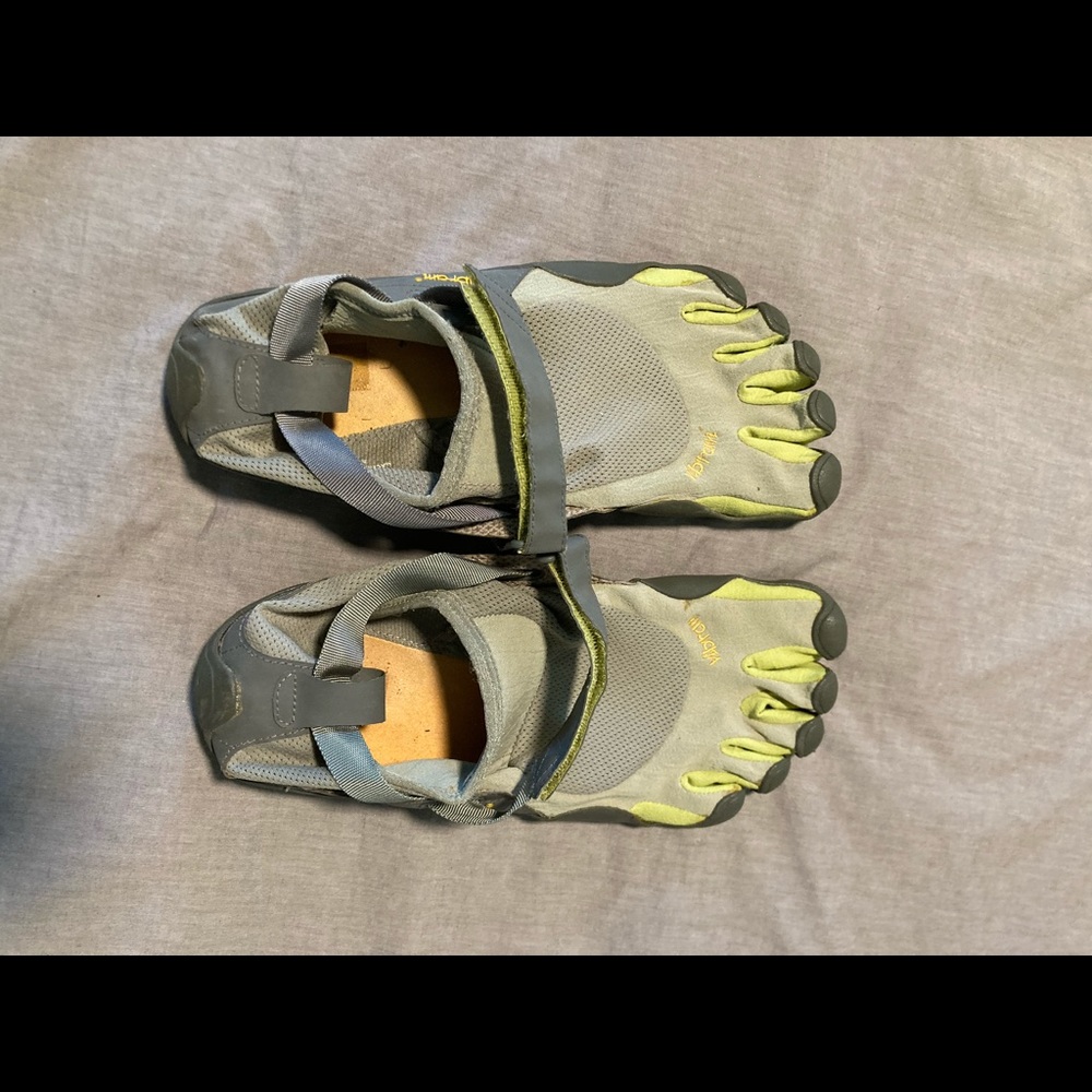 Vibram size 45